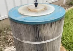 Top of a dirty cartridge filter